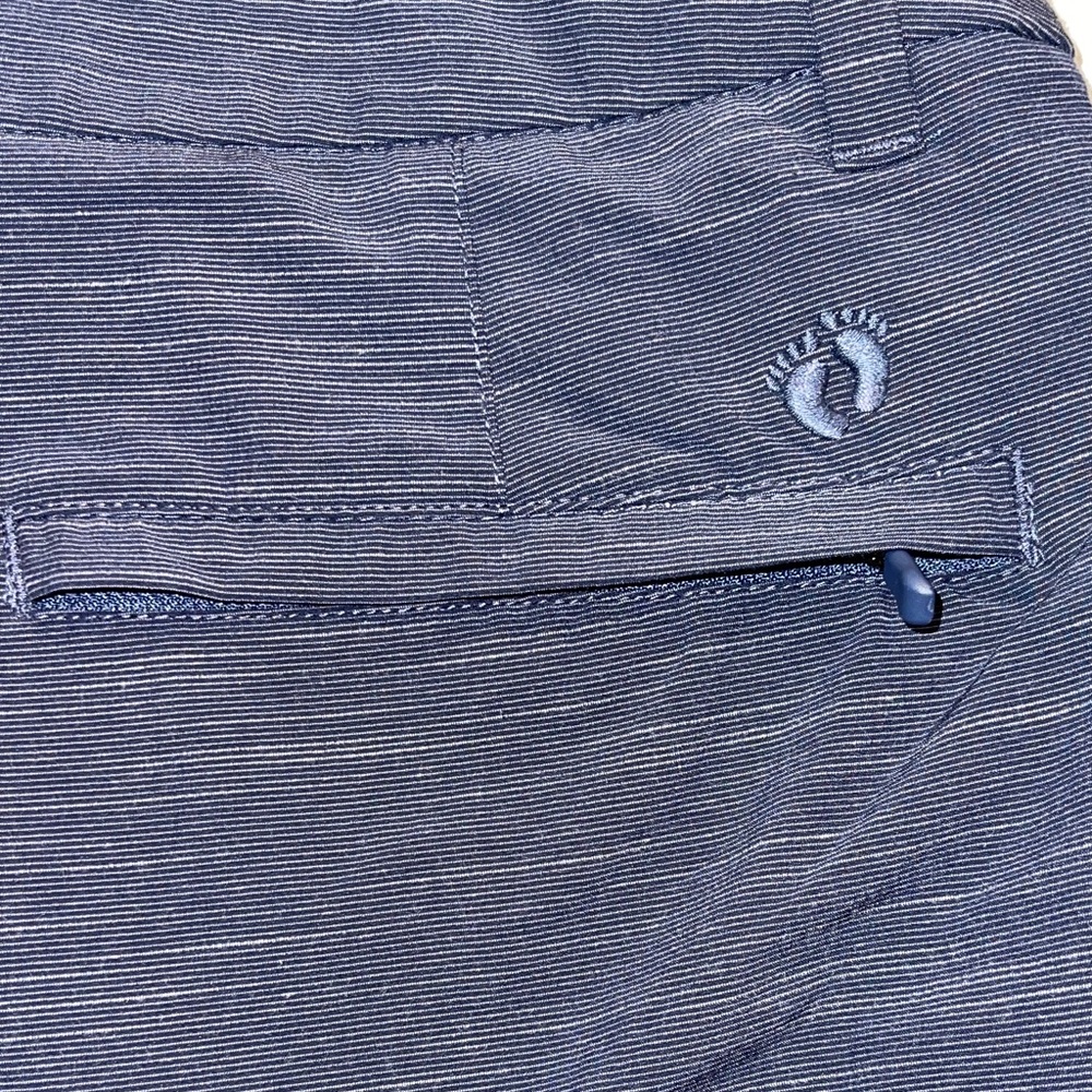 2 Pair set of Hang Ten Men's Navy & Tan Shorts - Picture 8 of 10